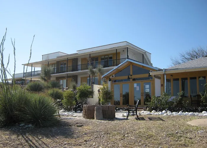 Landmark Lookout Lodge